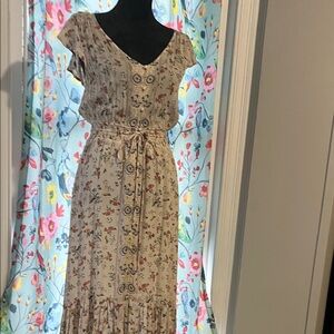 Lucky Brand Cream Floral Maxi Dress